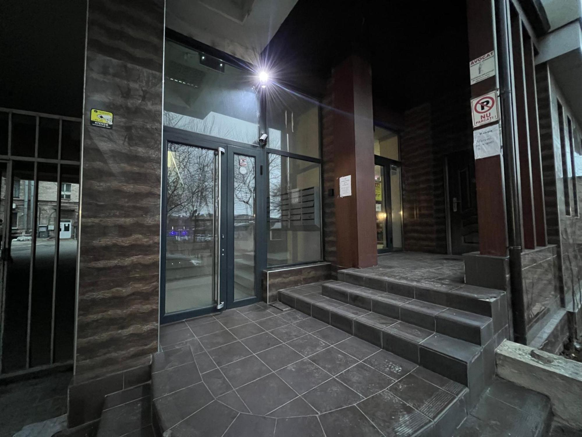 Center Apartment Kişinev Dış mekan fotoğraf